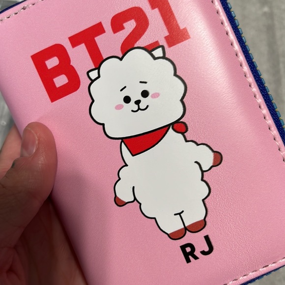 NWT BT21 RJ Wallet! - Picture 3 of 5
